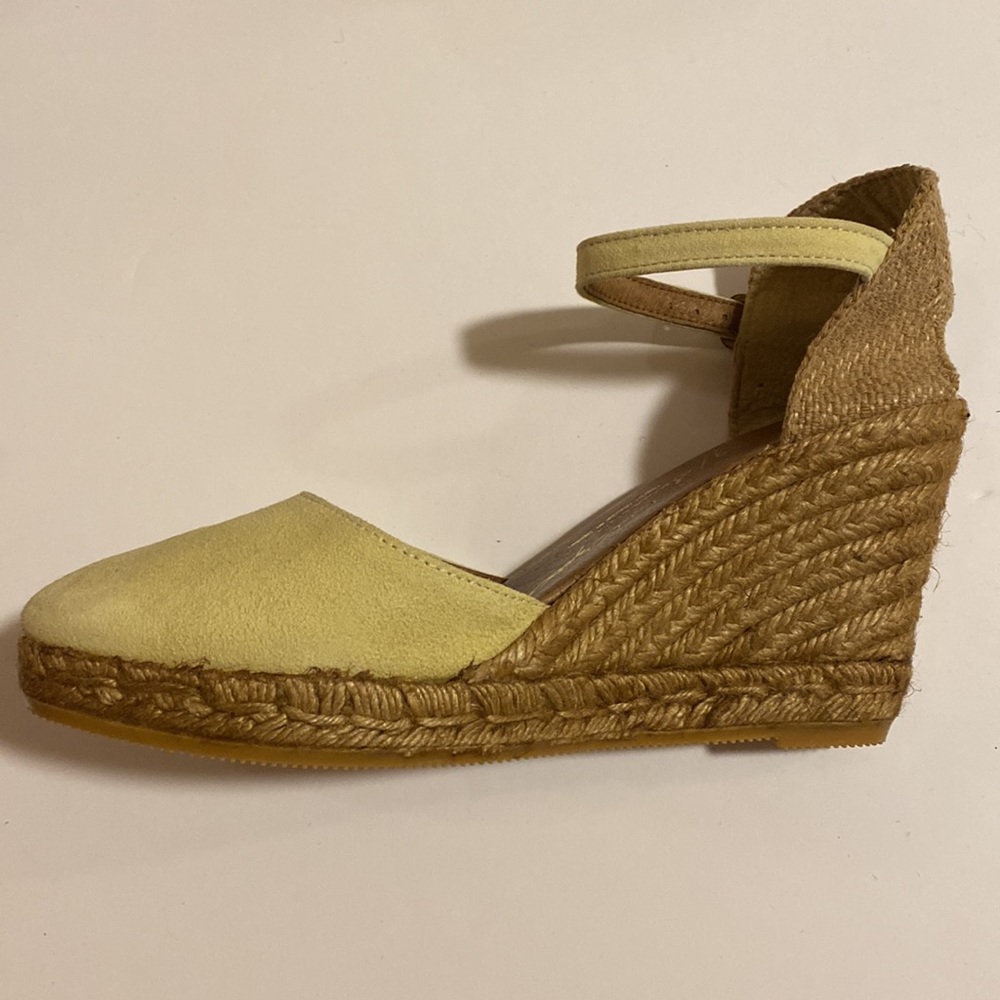 ✨NEW✨SUEDE WEDGE ESPADRILLES LIGHT YELLOW - Picture 3 of 16